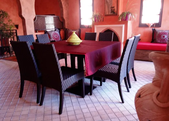 Ifrane, 7 Au Village Naturiste Couple Only 摩洛哥传统庭院住宅